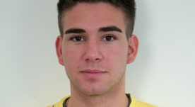 Str8 Hairy Young Rugger Leon Pushes his Boundaries 