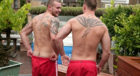 Bulging Straight Muscles  