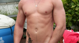 Bulging Straight Muscles  